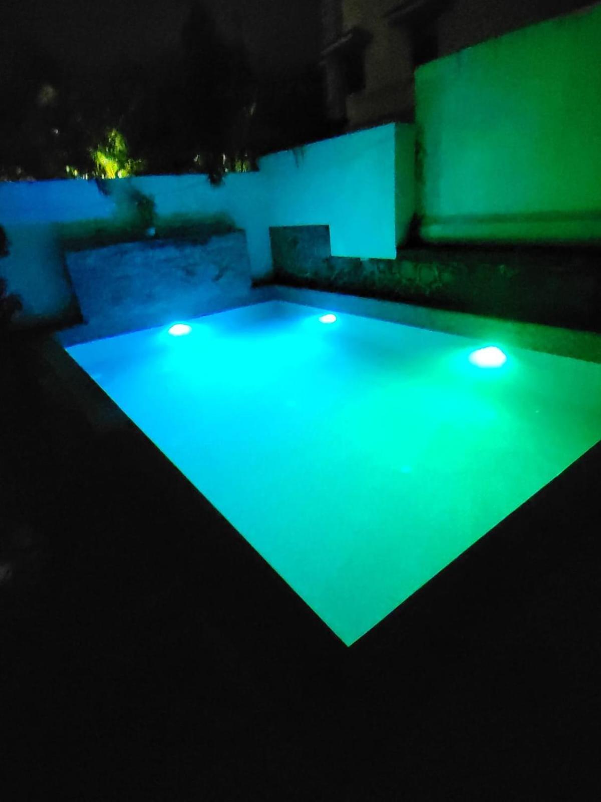 The Perfect Stays Para Disco Big Pool Cricket Turf Villa Lonavala Extérieur photo