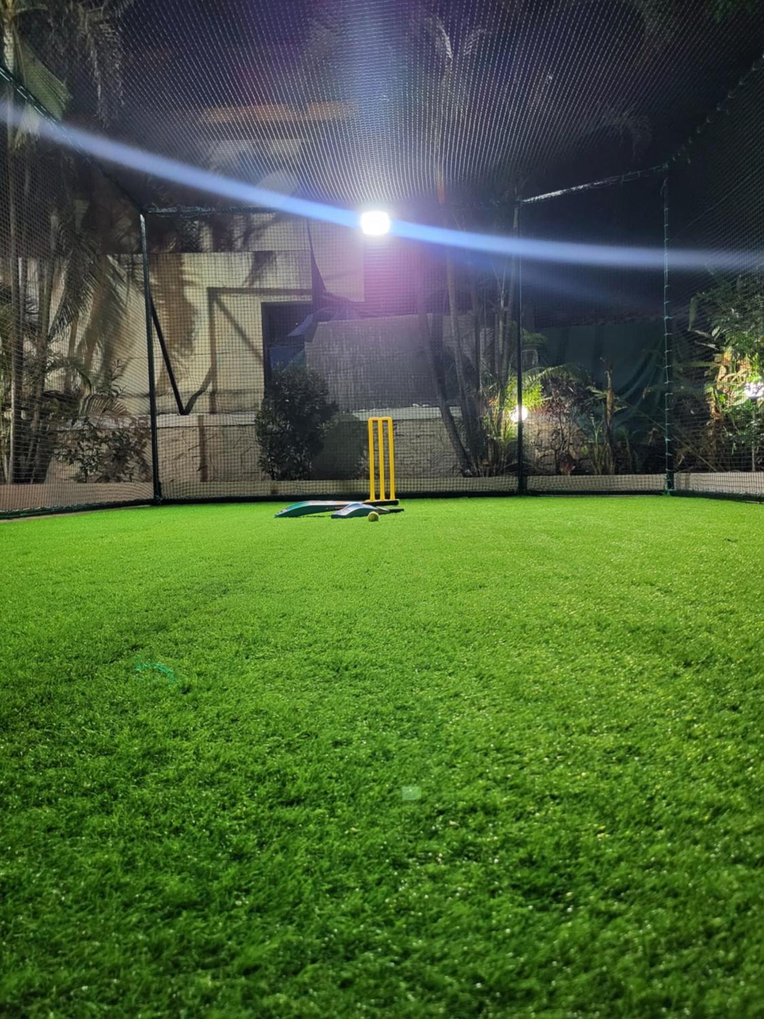 The Perfect Stays Para Disco Big Pool Cricket Turf Villa Lonavala Extérieur photo