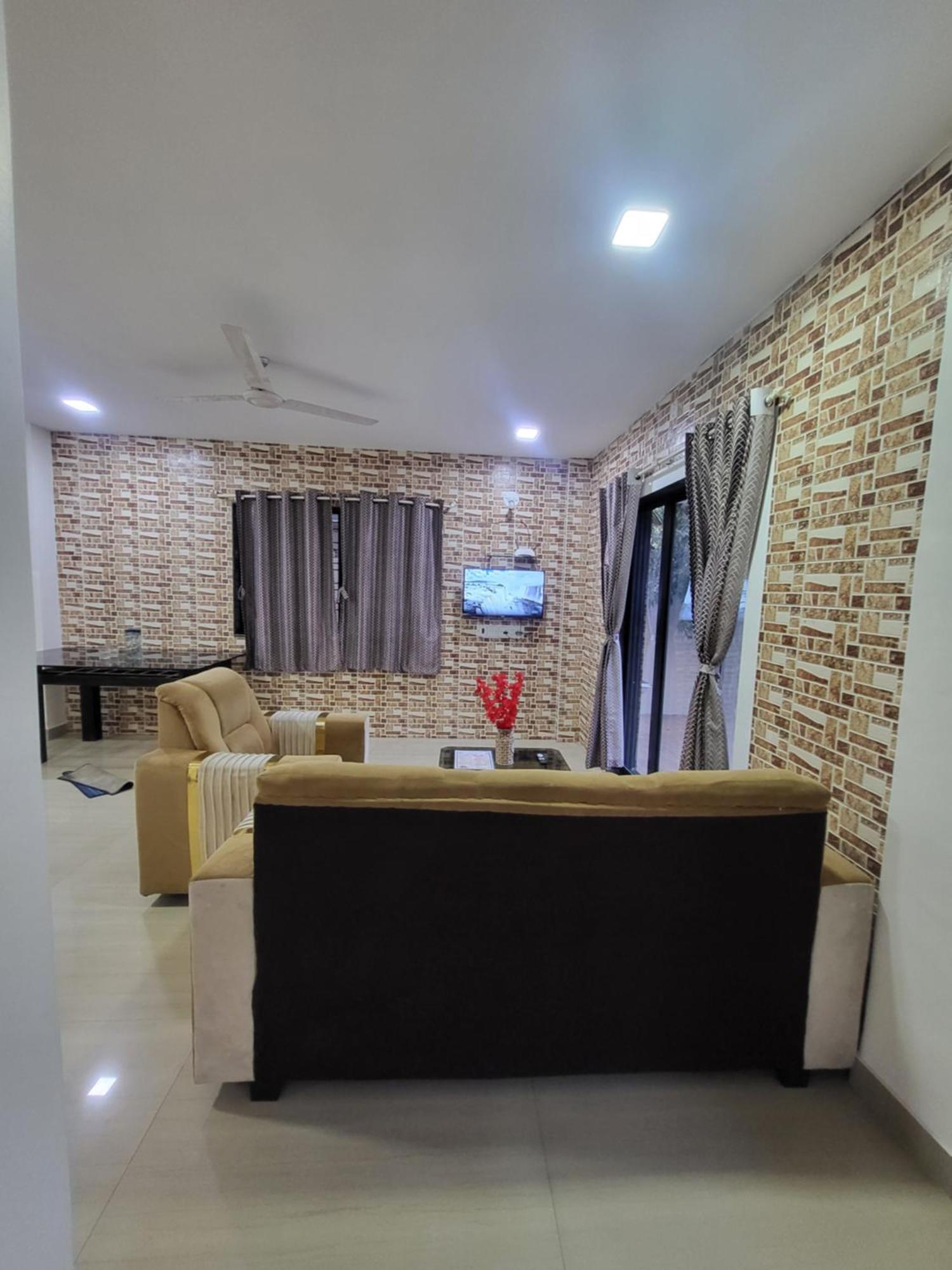 The Perfect Stays Para Disco Big Pool Cricket Turf Villa Lonavala Extérieur photo