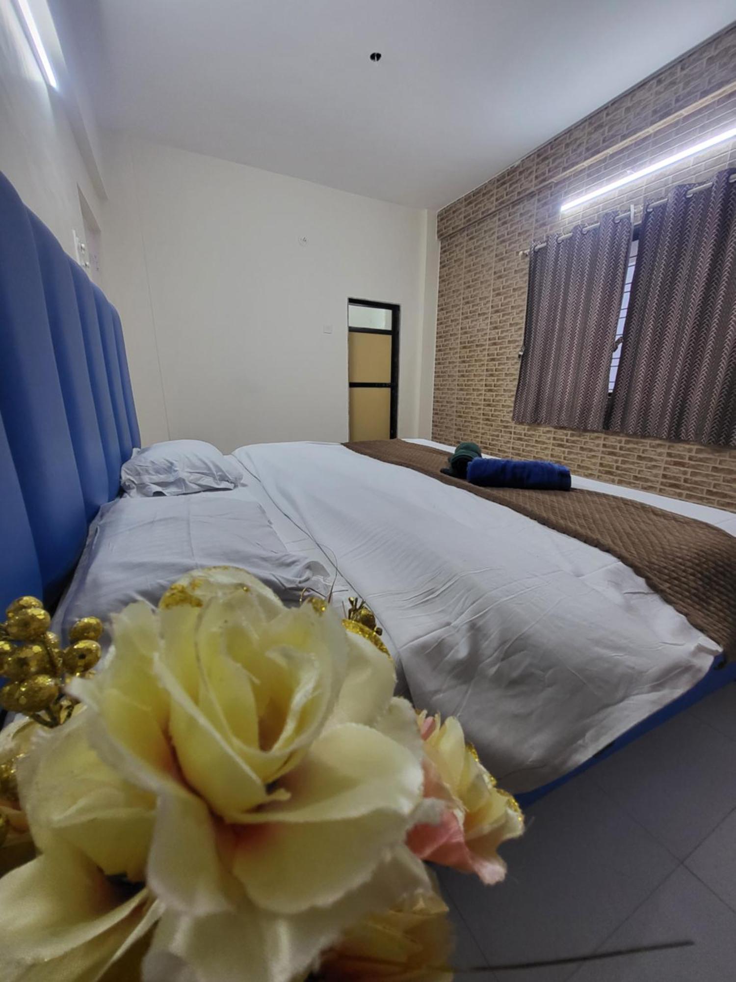 The Perfect Stays Para Disco Big Pool Cricket Turf Villa Lonavala Extérieur photo
