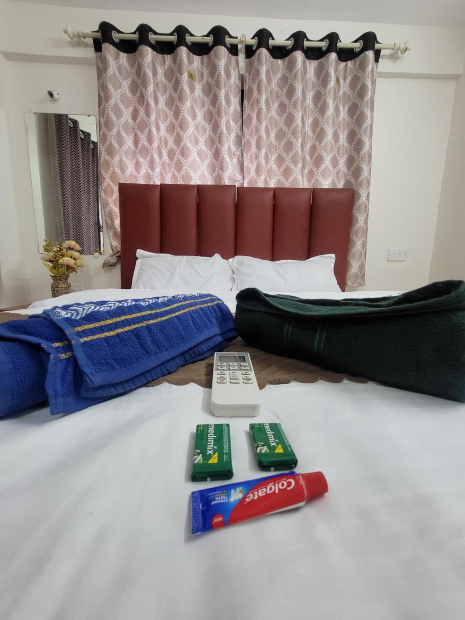The Perfect Stays Para Disco Big Pool Cricket Turf Villa Lonavala Extérieur photo